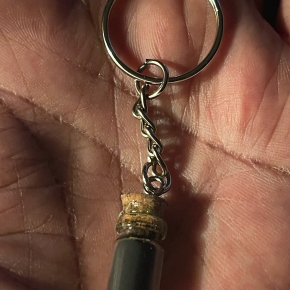 Keychain Cylinder 5G Protection - Picture 2 of 3